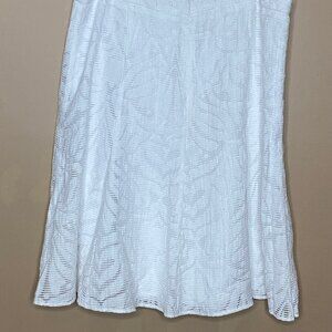Pretty White Liz Claiborne Spring Skirt